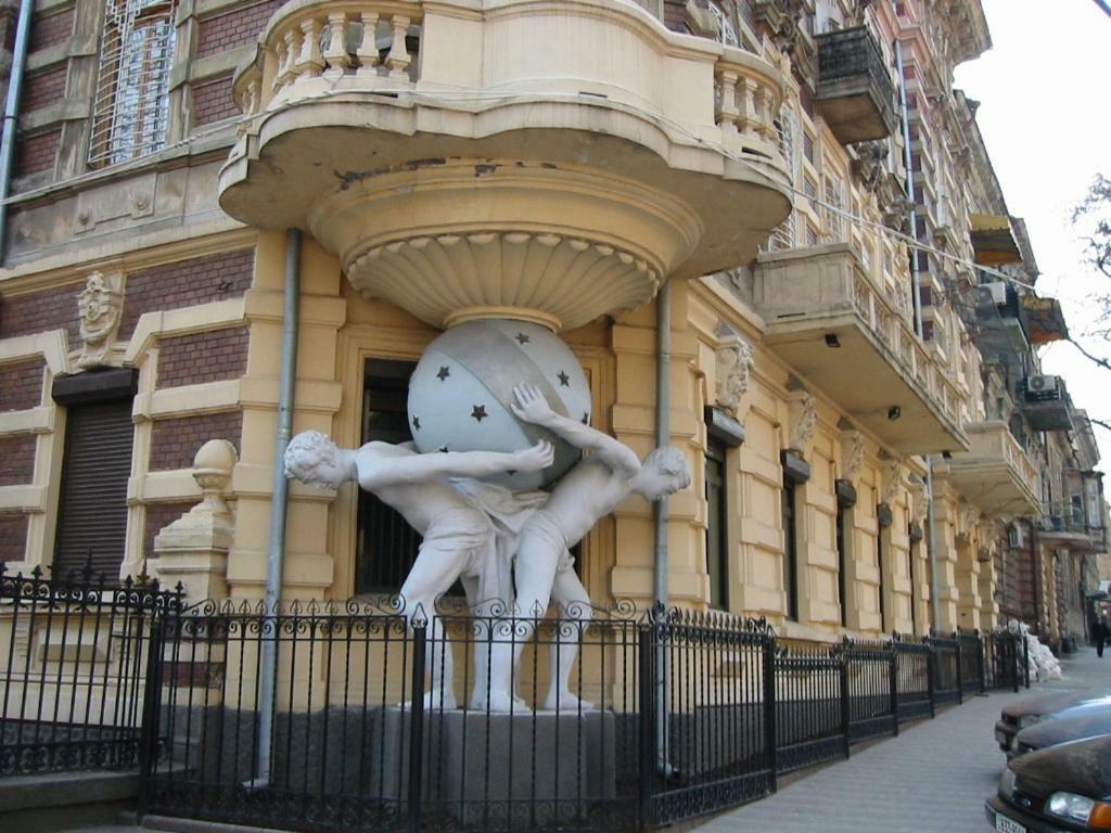 Welcome Apartments In Odessa Екстериор снимка